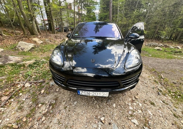 Porsche Cayenne cena 86000 przebieg: 313000, rok produkcji 2011 z Grybów małe 211